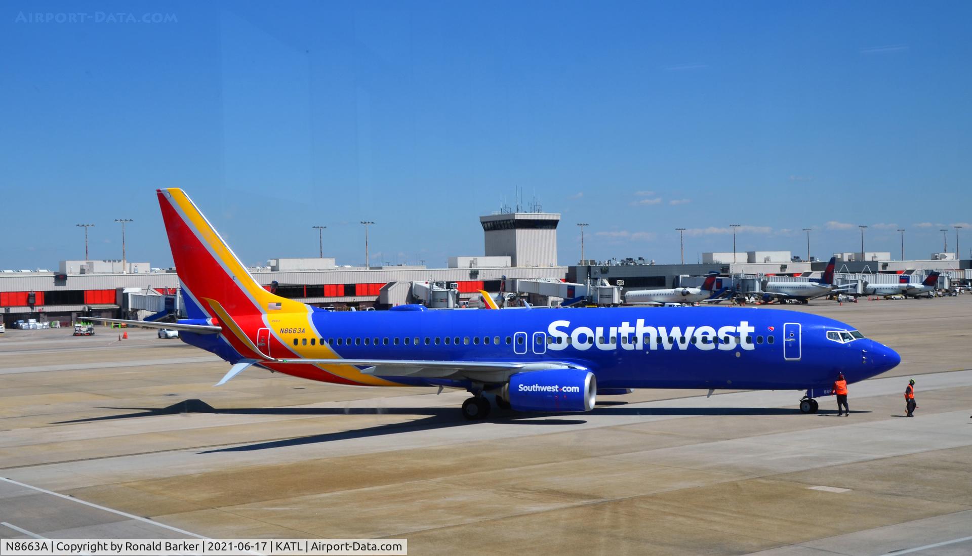 N8663A, 2015 Boeing 737-8H4 C/N 36902, Ready to Taxi for takeoff Atlanta