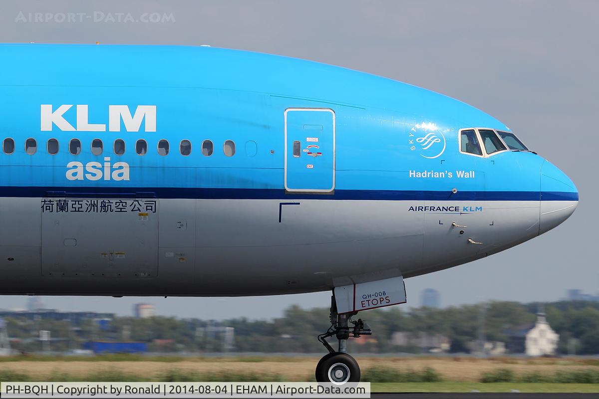 PH-BQH, 2004 Boeing 777-206/ER C/N 32705, at spl