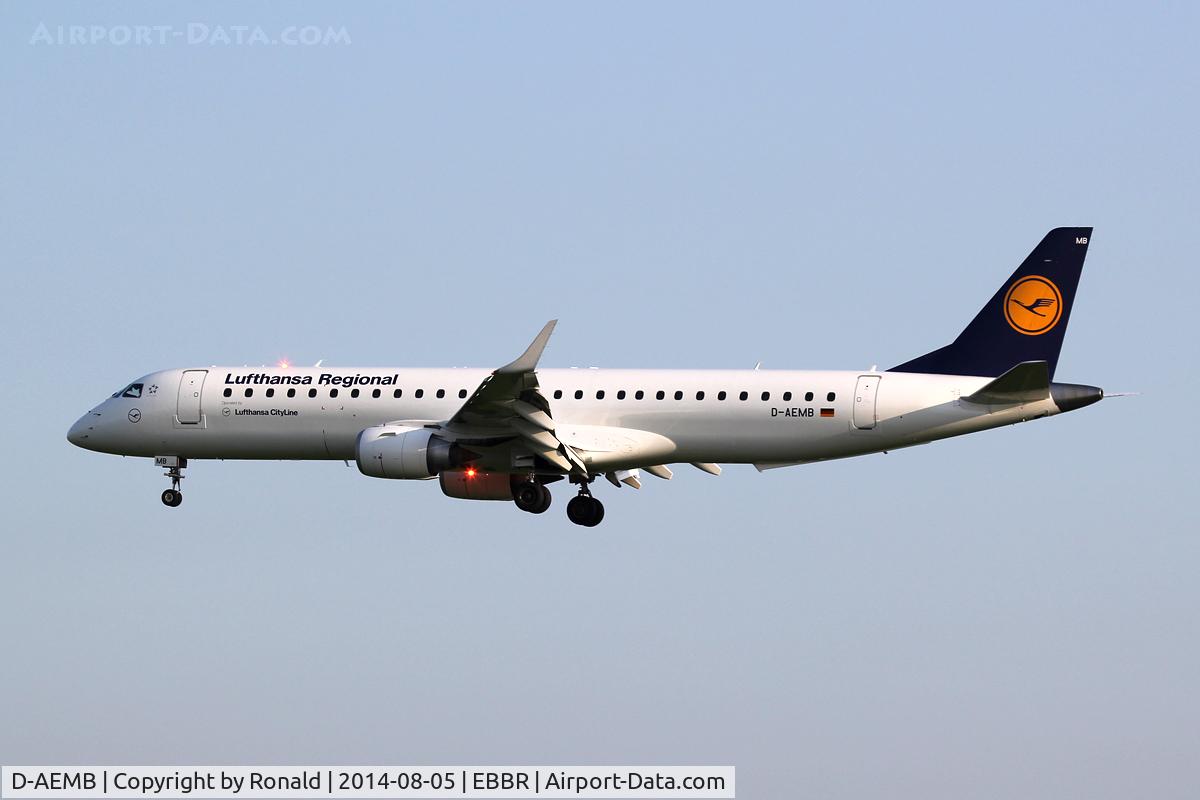 D-AEMB, 2009 Embraer 195LR (ERJ-190-200LR) C/N 19000297, at bru