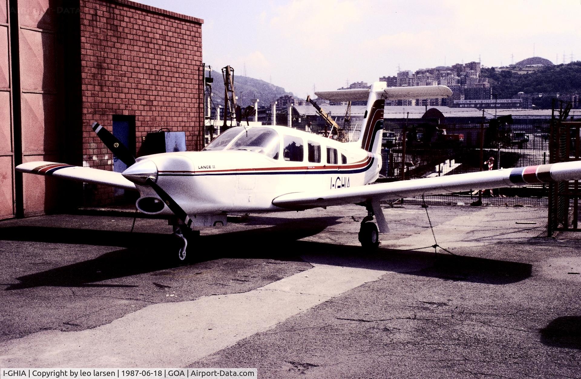 I-GHIA, 1978 Piper PA-32R-300 Lance II Cherokee Lance C/N 32R-7887154, Genoa 18.6.1987