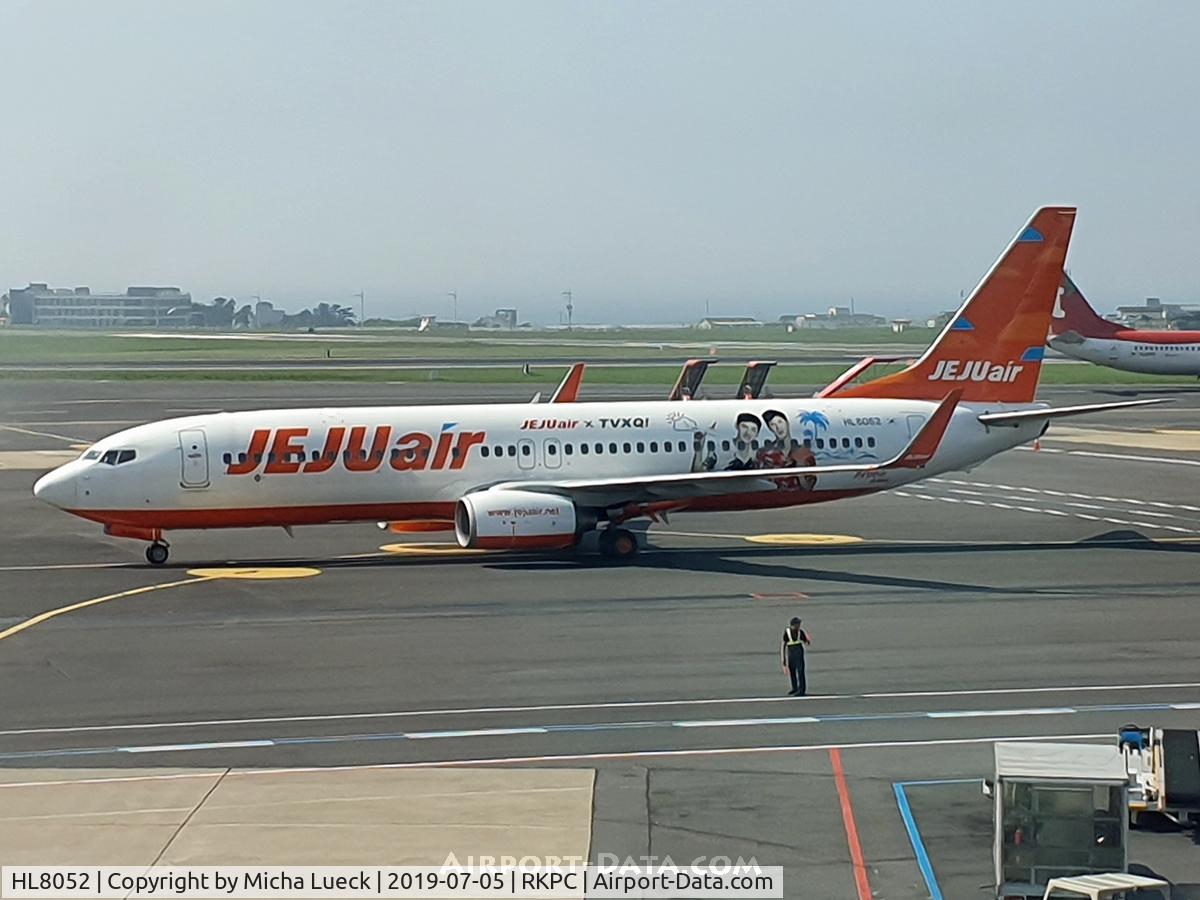 HL8052, 2011 Boeing 737-86J C/N 37761, At Jeju