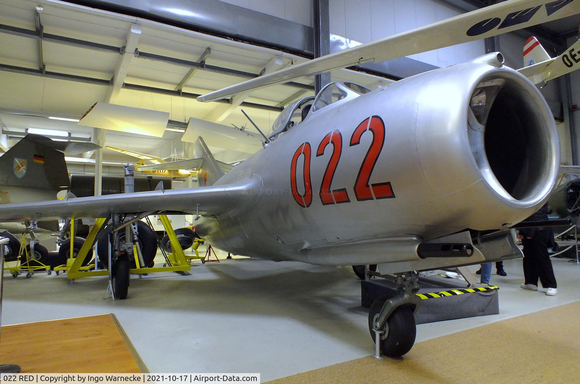 022 RED, Mikoyan-Gurevich MiG-15bis C/N 31530712, Mikoyan i Gurevich MiG-15bis FAGOT-B at the Luftfahrtmuseum Laatzen, Laatzen (Hannover)