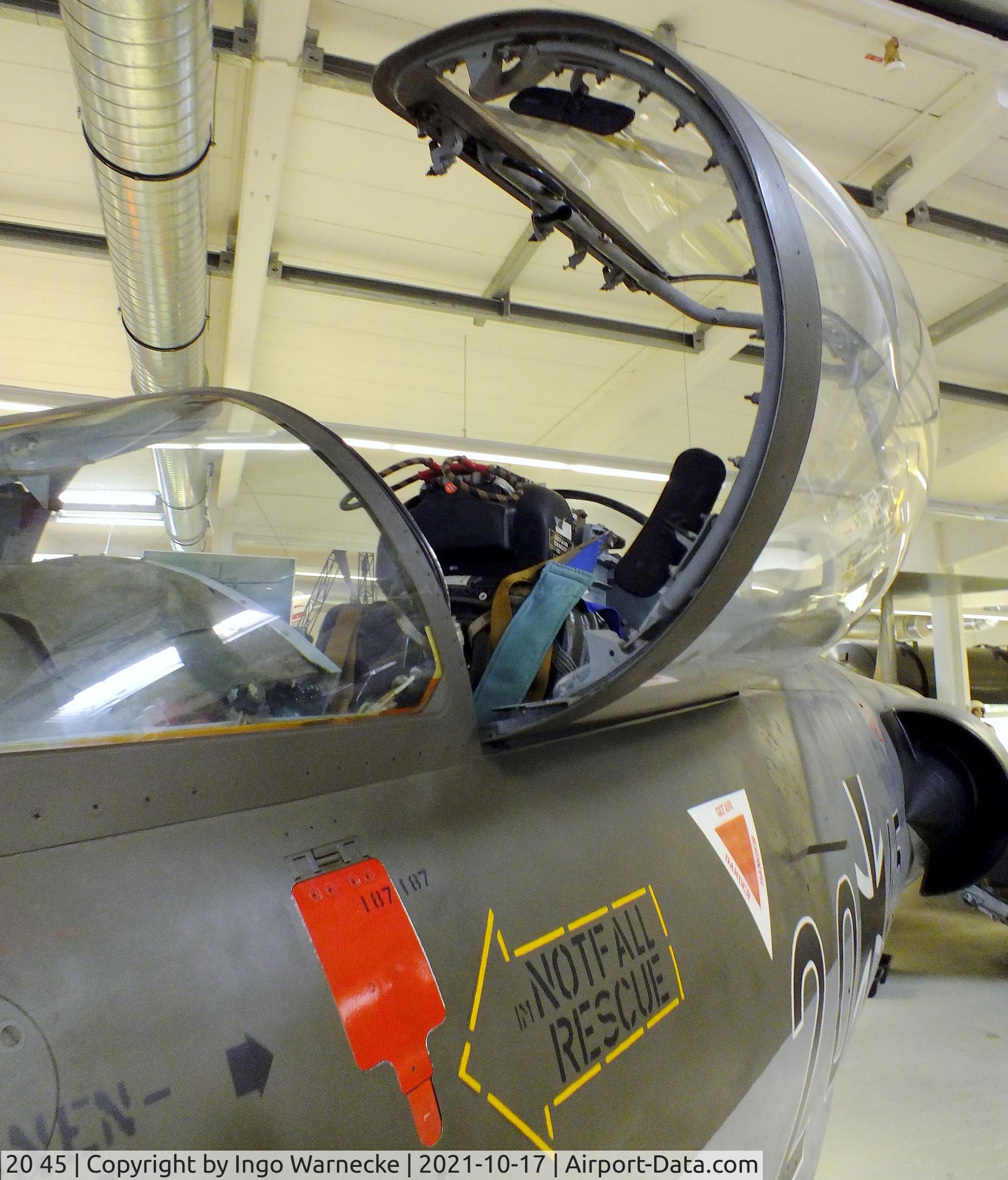 20 45, Lockheed F-104G Starfighter C/N 683-2053, Lockheed F-104G Starfighter at the Luftfahrtmuseum Laatzen, Laatzen (Hannover)