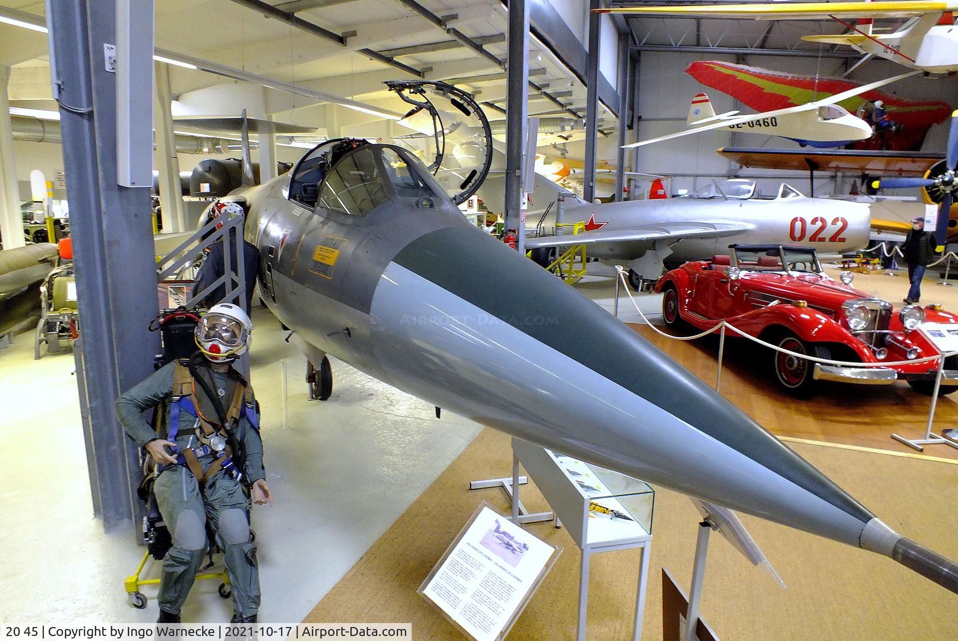 20 45, Lockheed F-104G Starfighter C/N 683-2053, Lockheed F-104G Starfighter at the Luftfahrtmuseum Laatzen, Laatzen (Hannover)