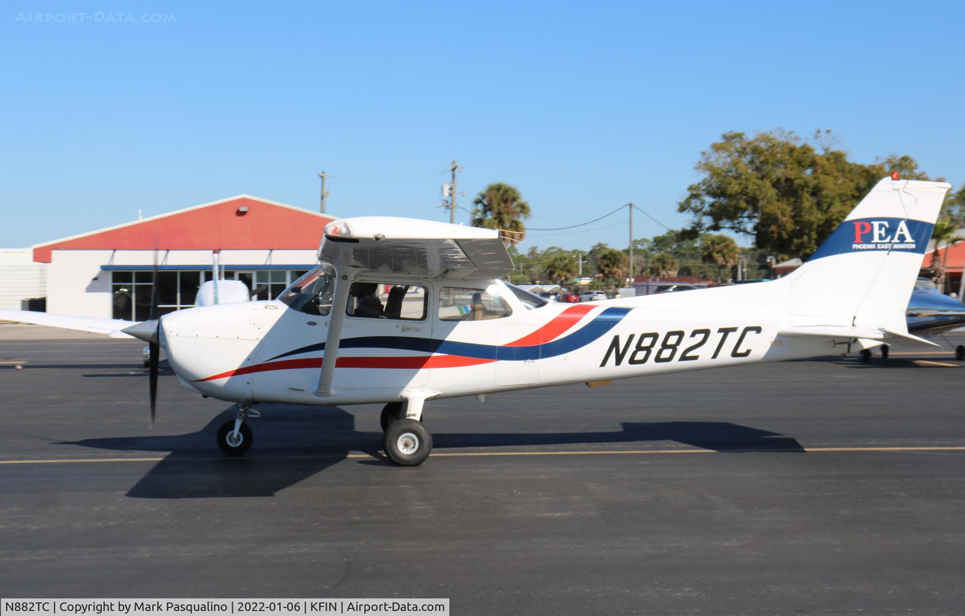 N882TC, 2005 Cessna 172S C/N 172S9880, Cessna 172S