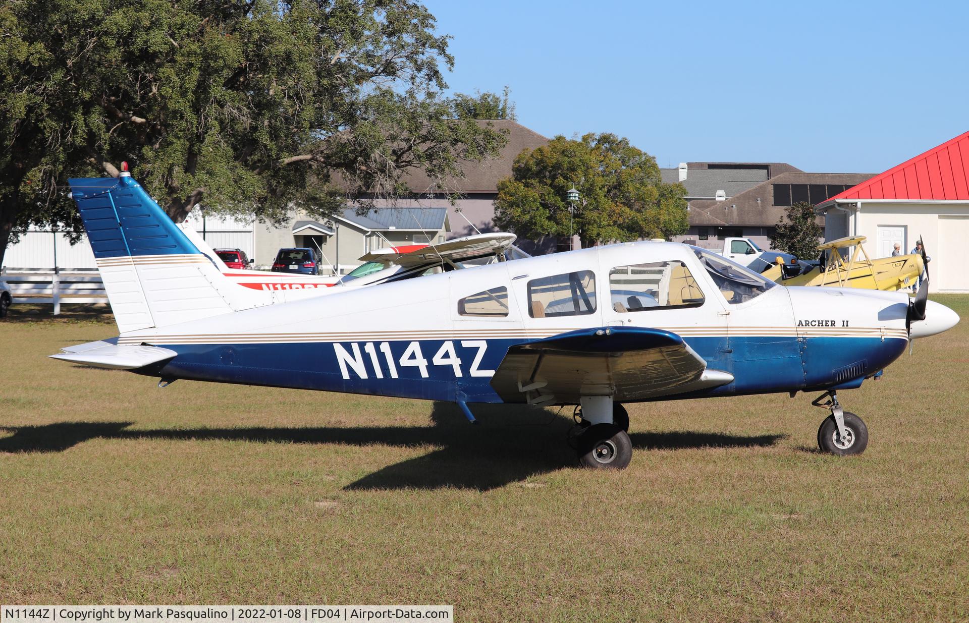 N1144Z, 1977 Piper PA-28-181 C/N 287890231, Piper PA-28-181
