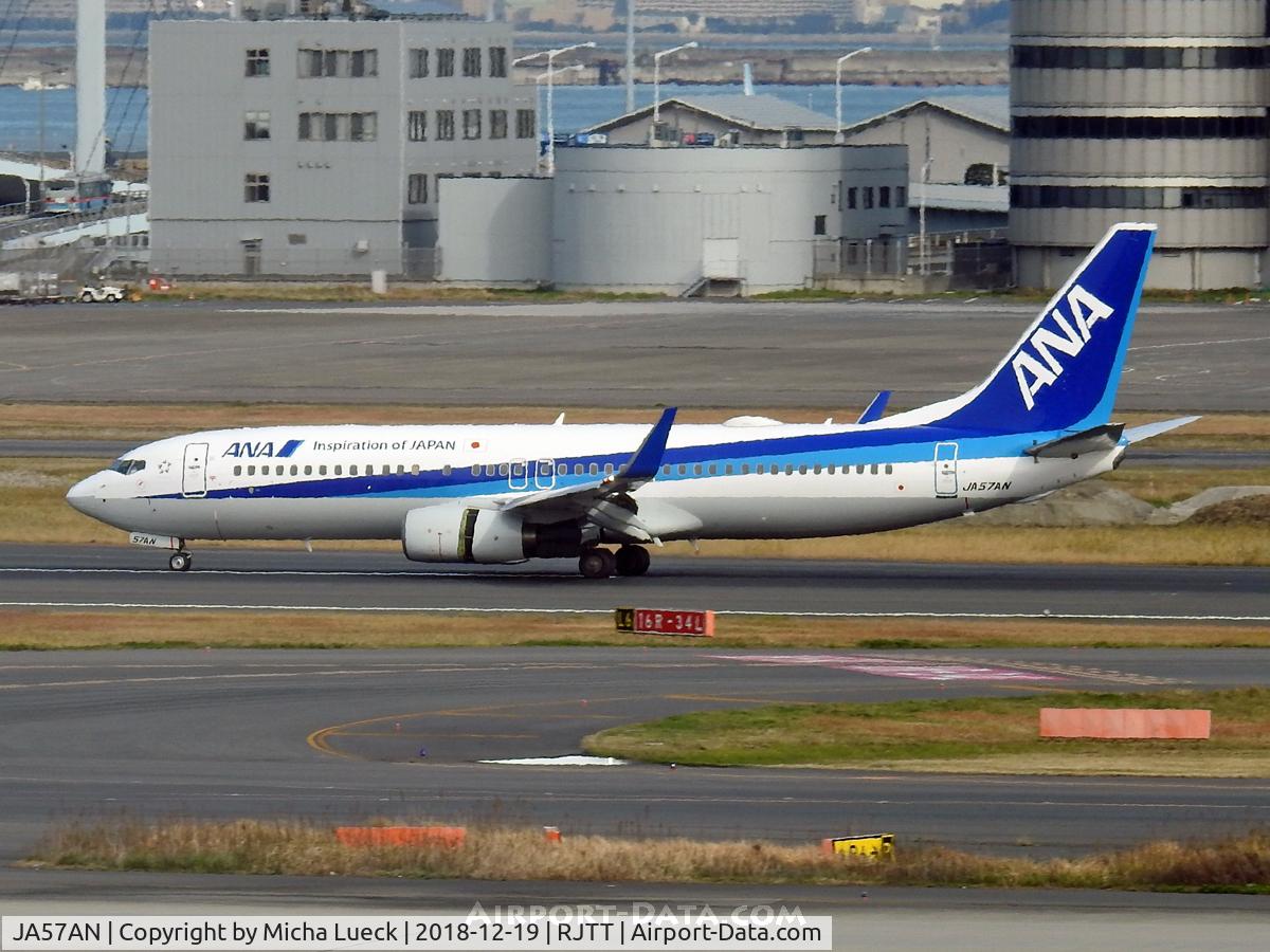 JA57AN, 2009 Boeing 737-881 C/N 33894, At Haneda