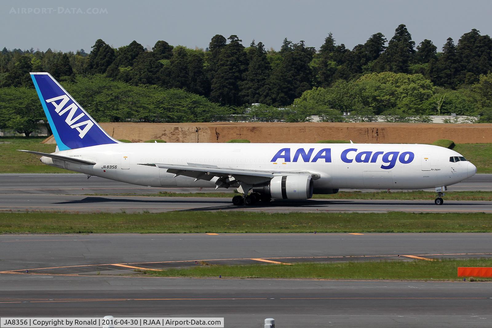 JA8356, 1991 Boeing 767-381/ER C/N 25136, at nrt