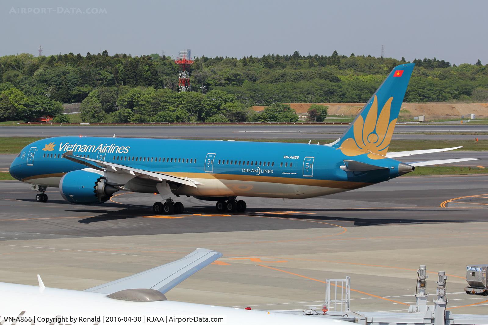 VN-A866, 2015 Boeing 787-9 Dreamliner C/N 38762, at nrt