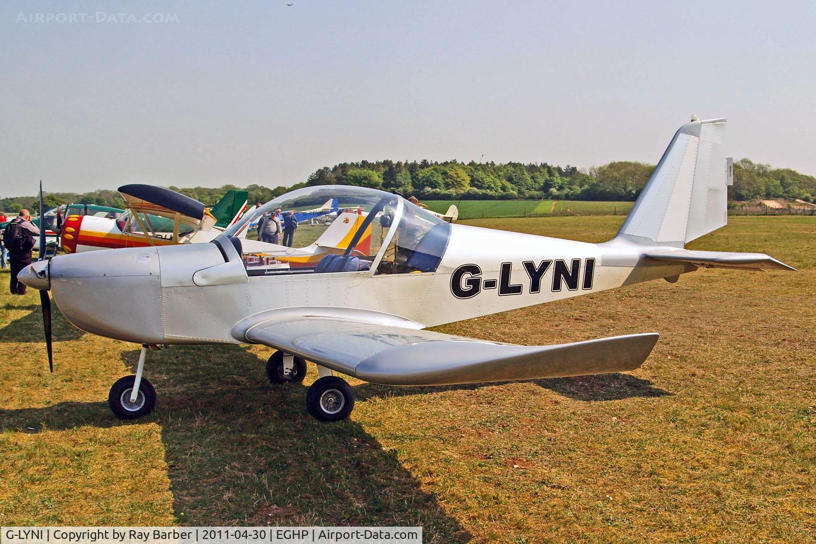 G-LYNI, 2006 Aerotechnik EV-97 Eurostar C/N PFA 315-14409, G-LYNI   Evektor-Aerotechnik EV-97 Eurostar [PFA 315-14409] Popham~G 30/04/2011