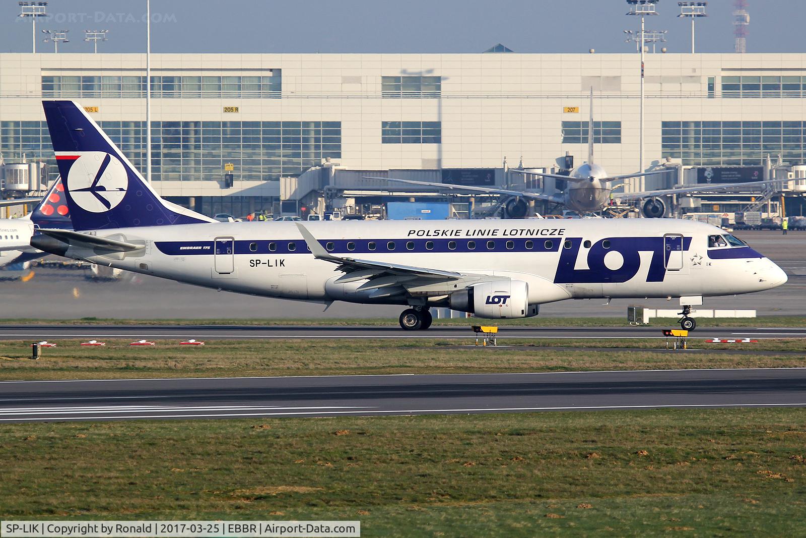 SP-LIK, 2009 Embraer 175LR (ERJ-170-200LR) C/N 17000303, at bru