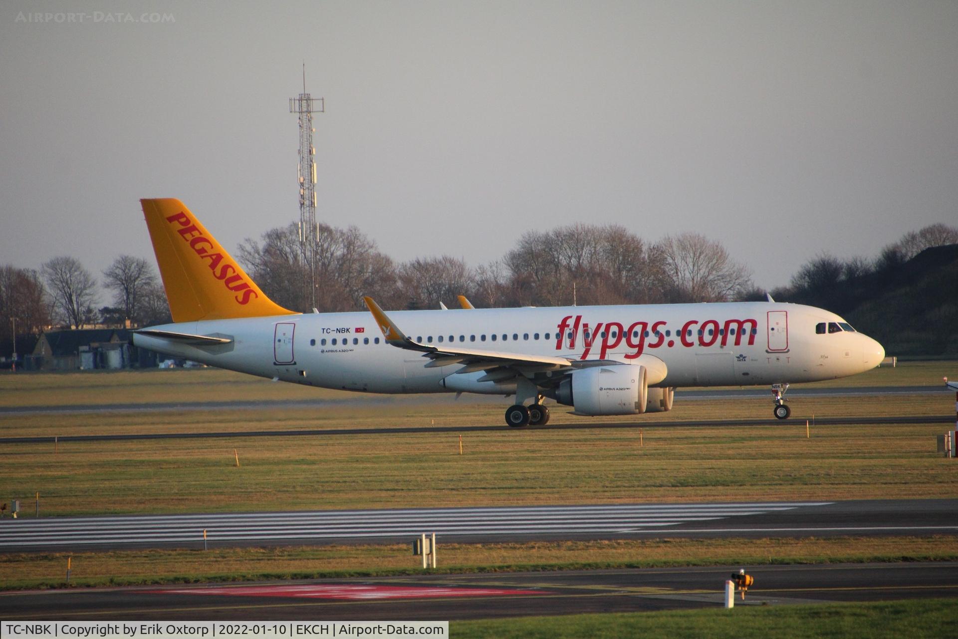 TC-NBK, 2017 Airbus A320-251N C/N 7786, TC-NBK taxi for takeoff rw 04R