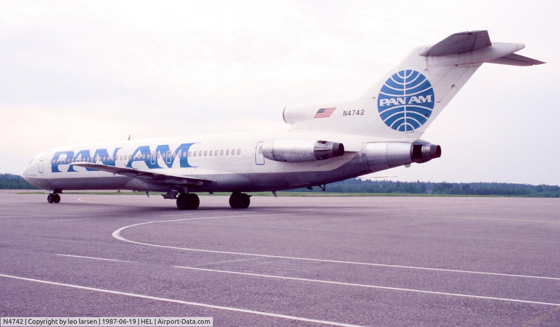 N4742, 1968 Boeing 727-235 C/N 19462, Helsinki 19.6.1987