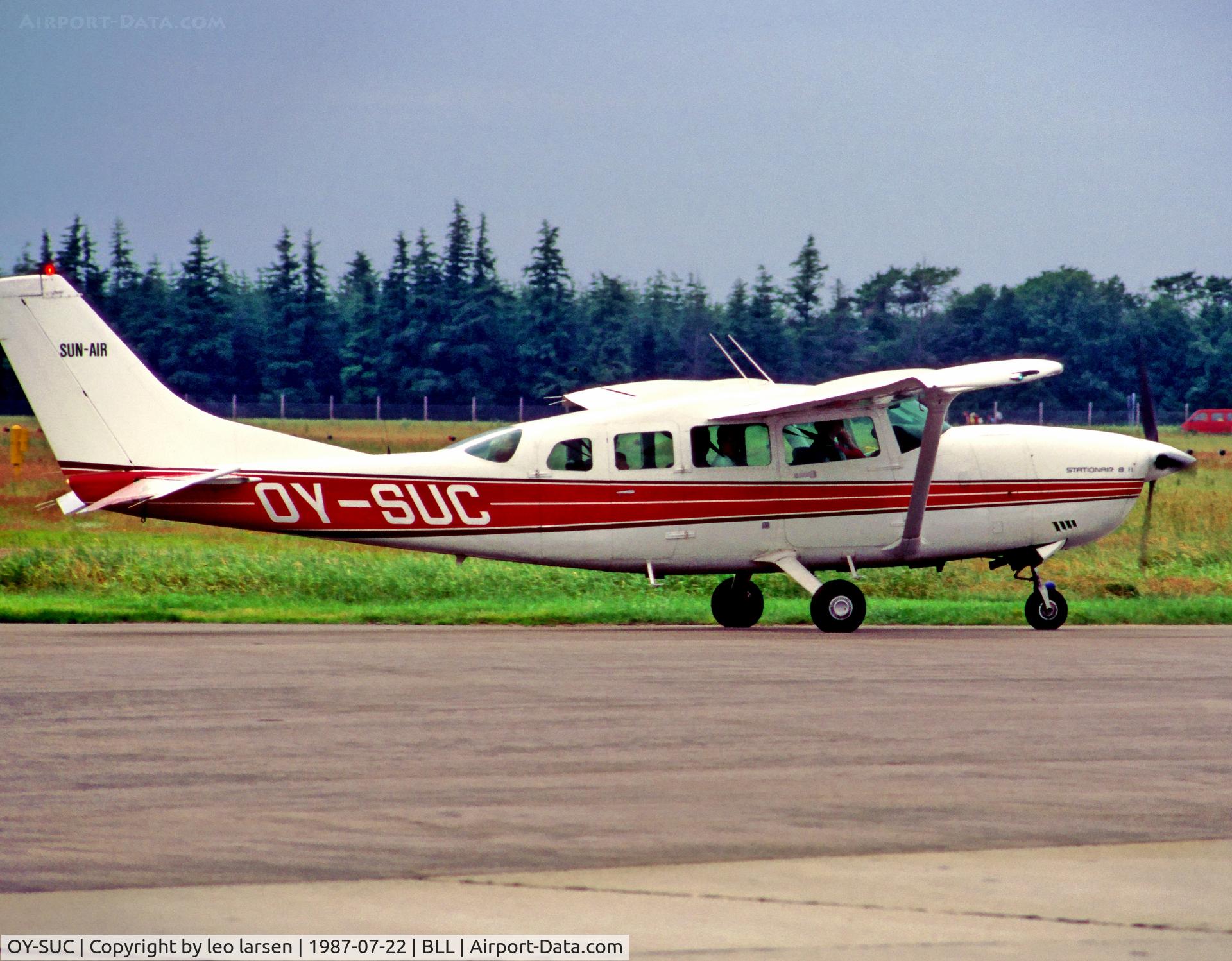 OY-SUC, Cessna 207A Stationair 8 C/N 20700781, Billund 22.7.1987