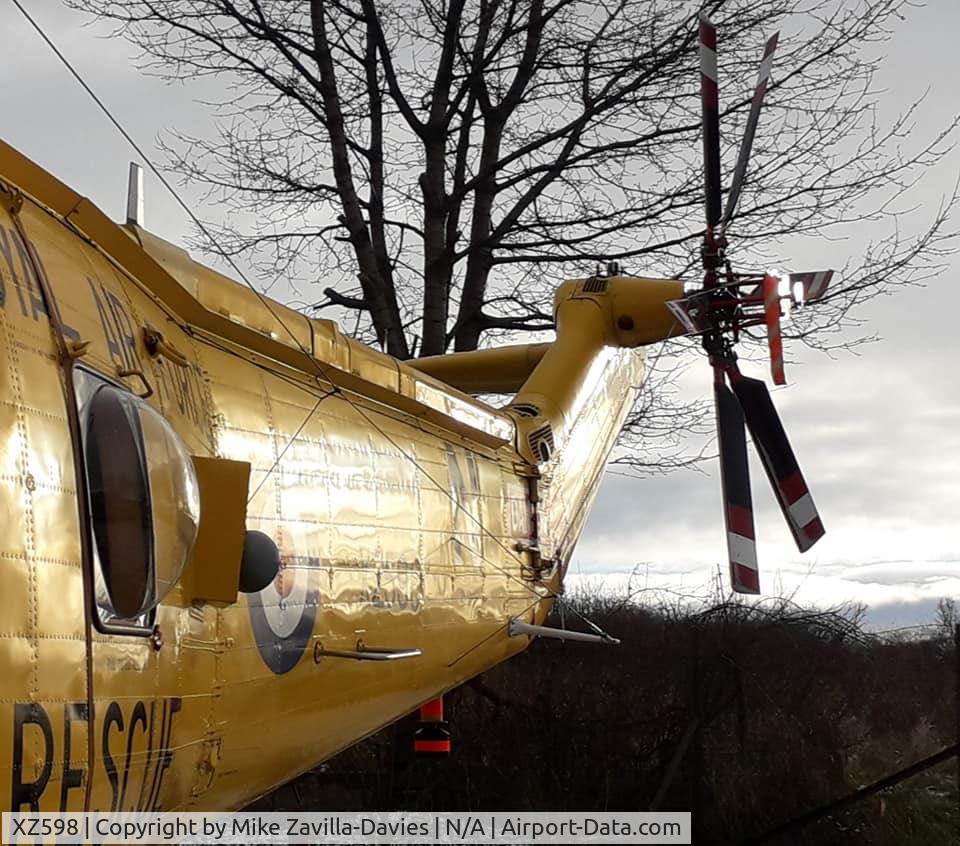 XZ598, 1978 Westland Sea King HAR.3 C/N WA864, I now own XZ598 and am in the process of restoring her.