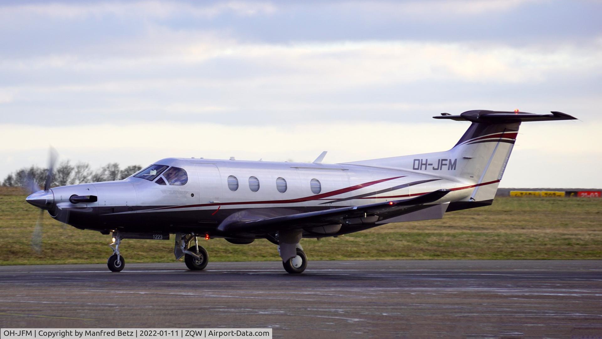 OH-JFM, 2010 Pilatus PC-12/47E C/N 1223, maintenance