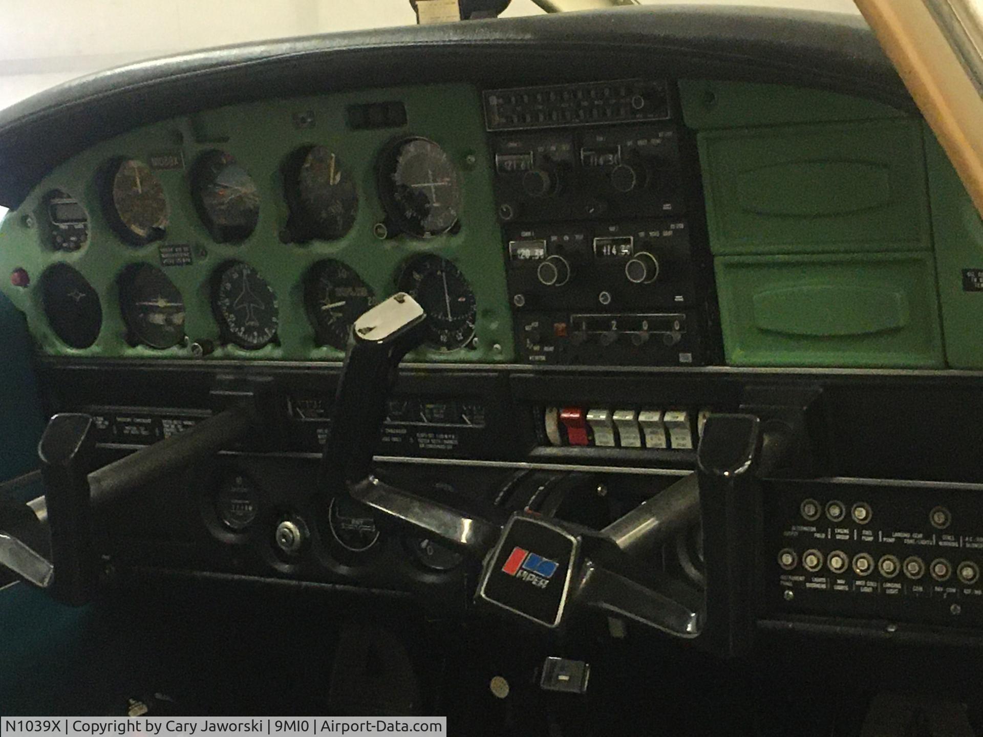 N1039X, 1975 Piper PA-28-140 C/N 28-7525265, Newly purchased by Cary Jaworski (aircraft mechanic), to referbish 2022; to be used for flight training school lease.
