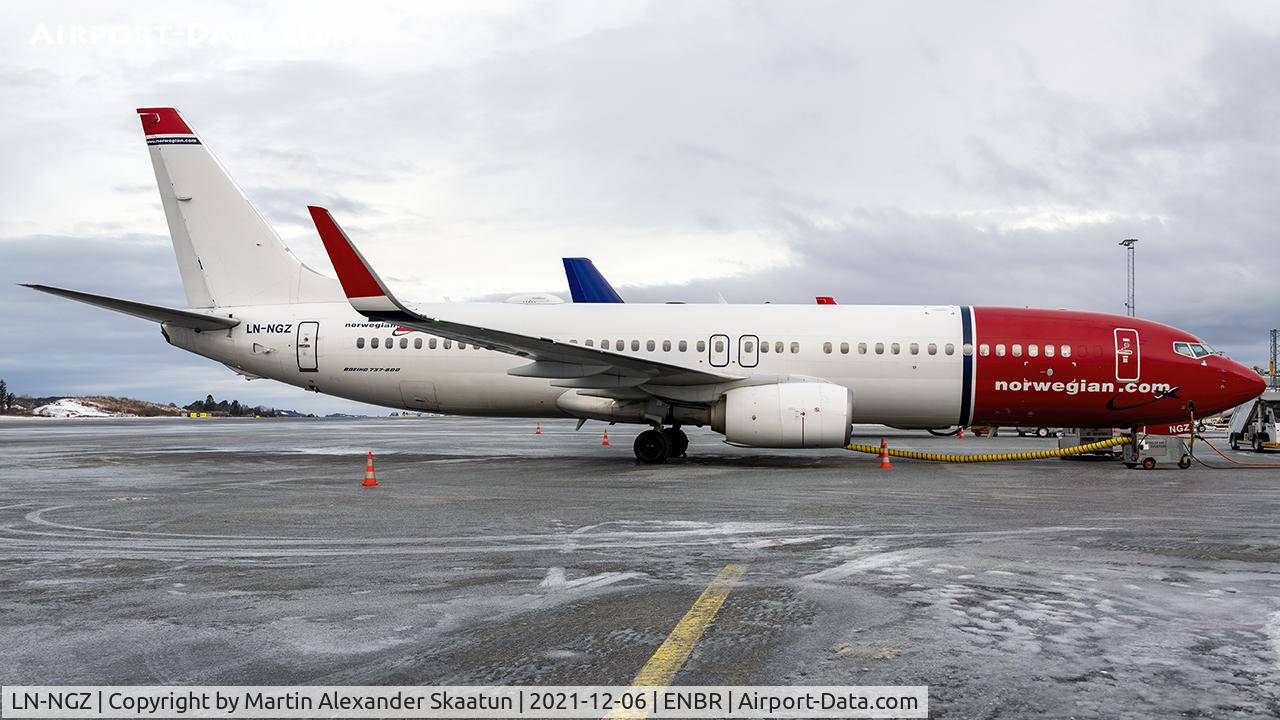 LN-NGZ, 2014 Boeing 737-8JP C/N 41127, Parked at stand 6.