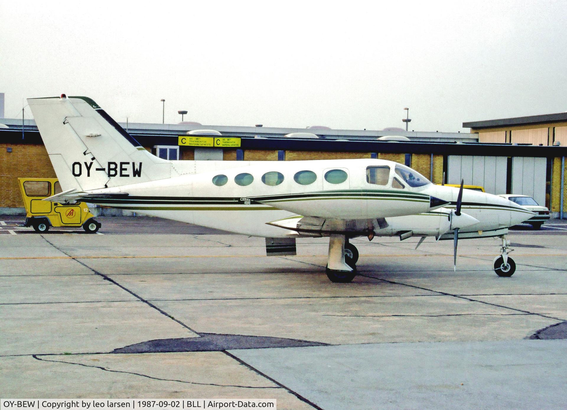 OY-BEW, 1977 Cessna 414 Chancellor C/N 414-0934, Billund 2.9.1987