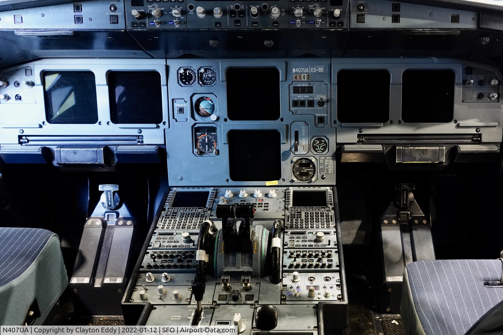 N407UA, 1994 Airbus A320-232 C/N 456, SFO 2022.