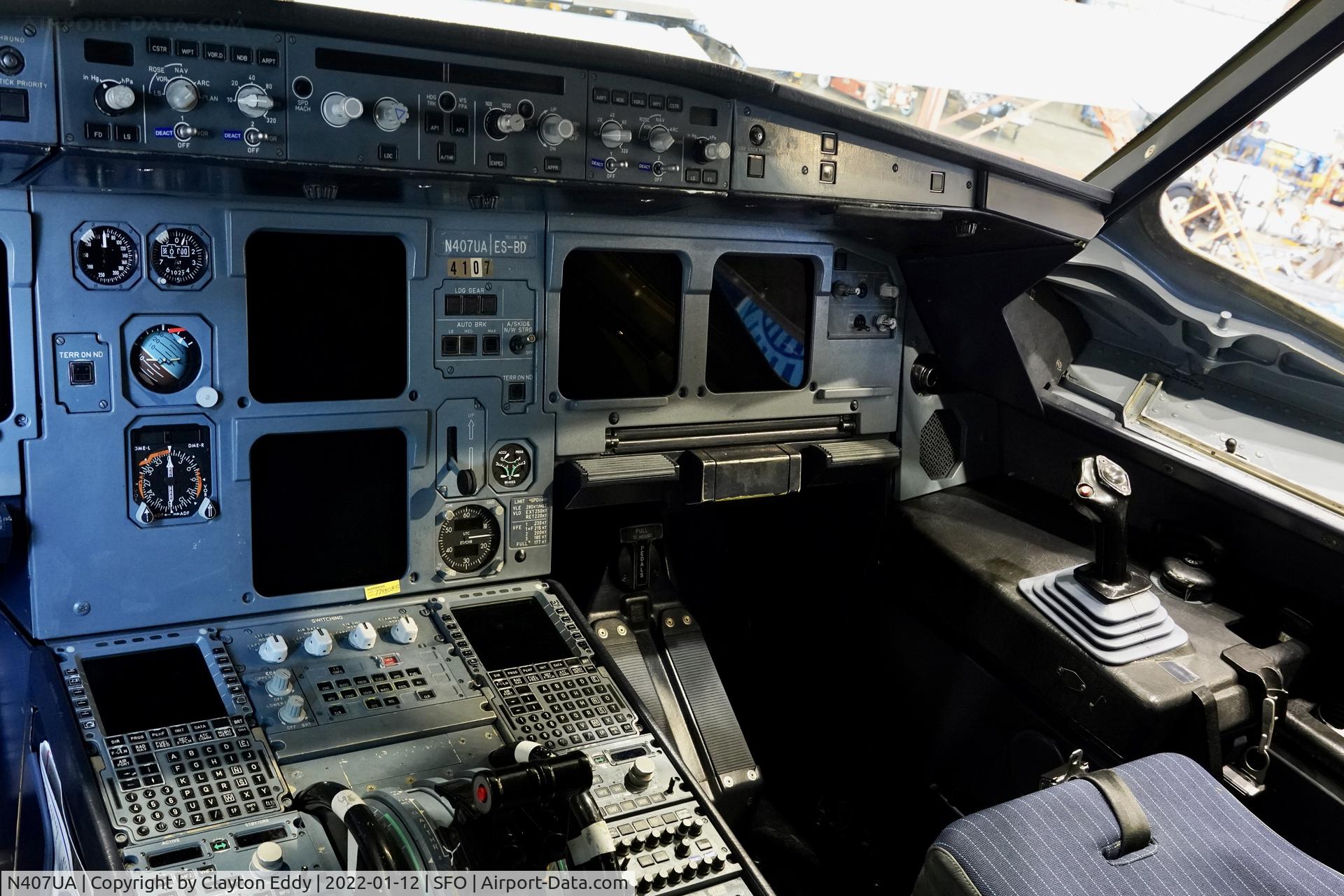 N407UA, 1994 Airbus A320-232 C/N 456, SFO 2022.
