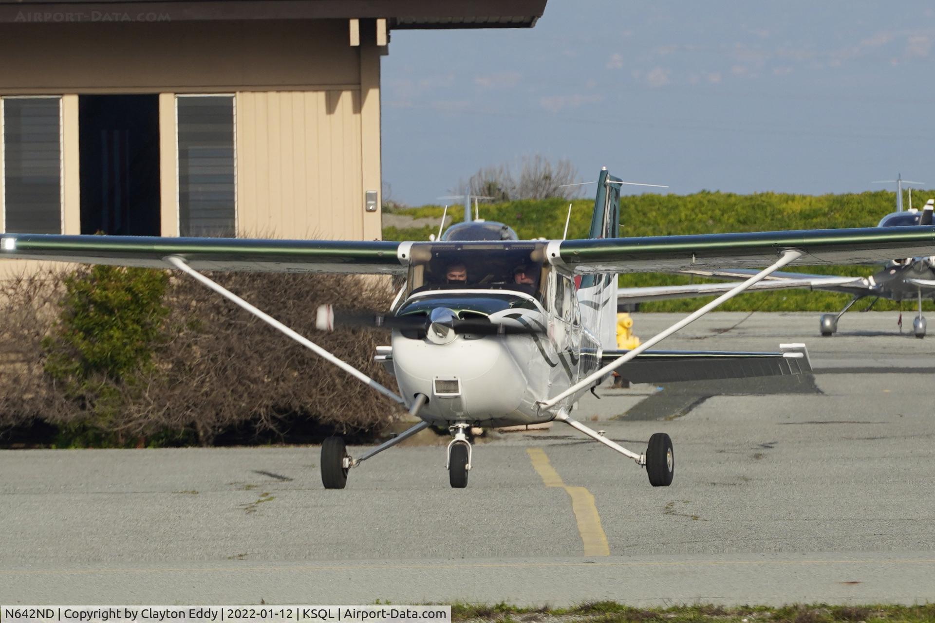 N642ND, 2015 Cessna 172S C/N 172S11616, San Carlos Airport in California 2022.