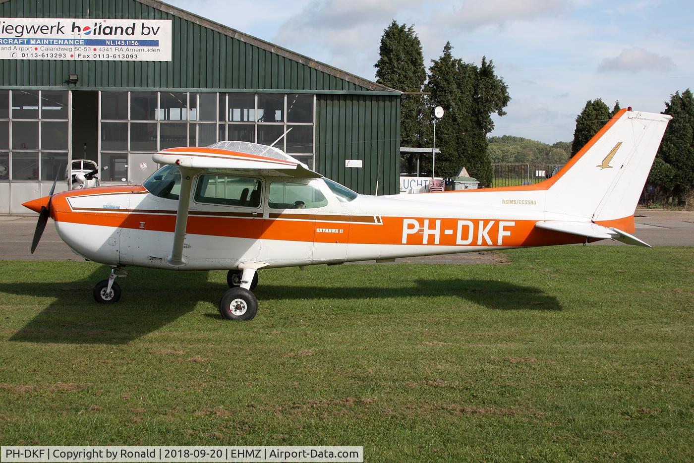 PH-DKF, 1981 Reims F172P C/N 2124, at ehmz