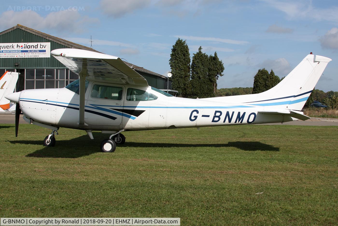 G-BNMO, 1979 Cessna TR182 Turbo Skylane RG C/N R182-00956, at ehmz