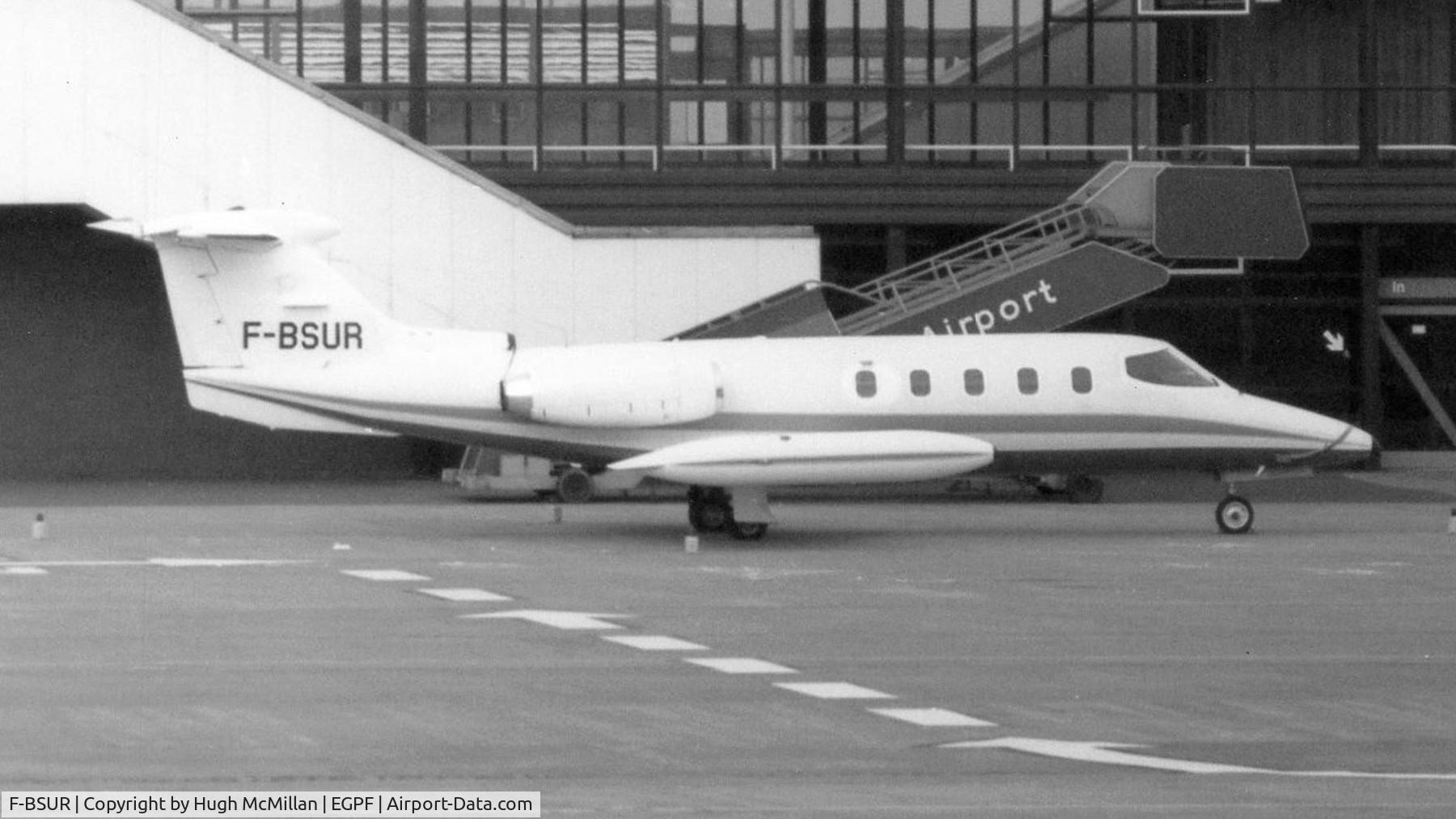 F-BSUR, 1969 Learjet 25 C/N 25-040, Glasgow 1976