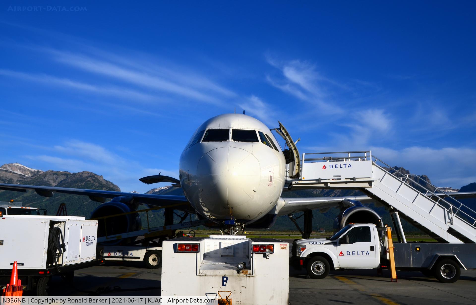 N336NB, 2002 Airbus A319-114 C/N 1683, At the gate Jackson Hole, WY