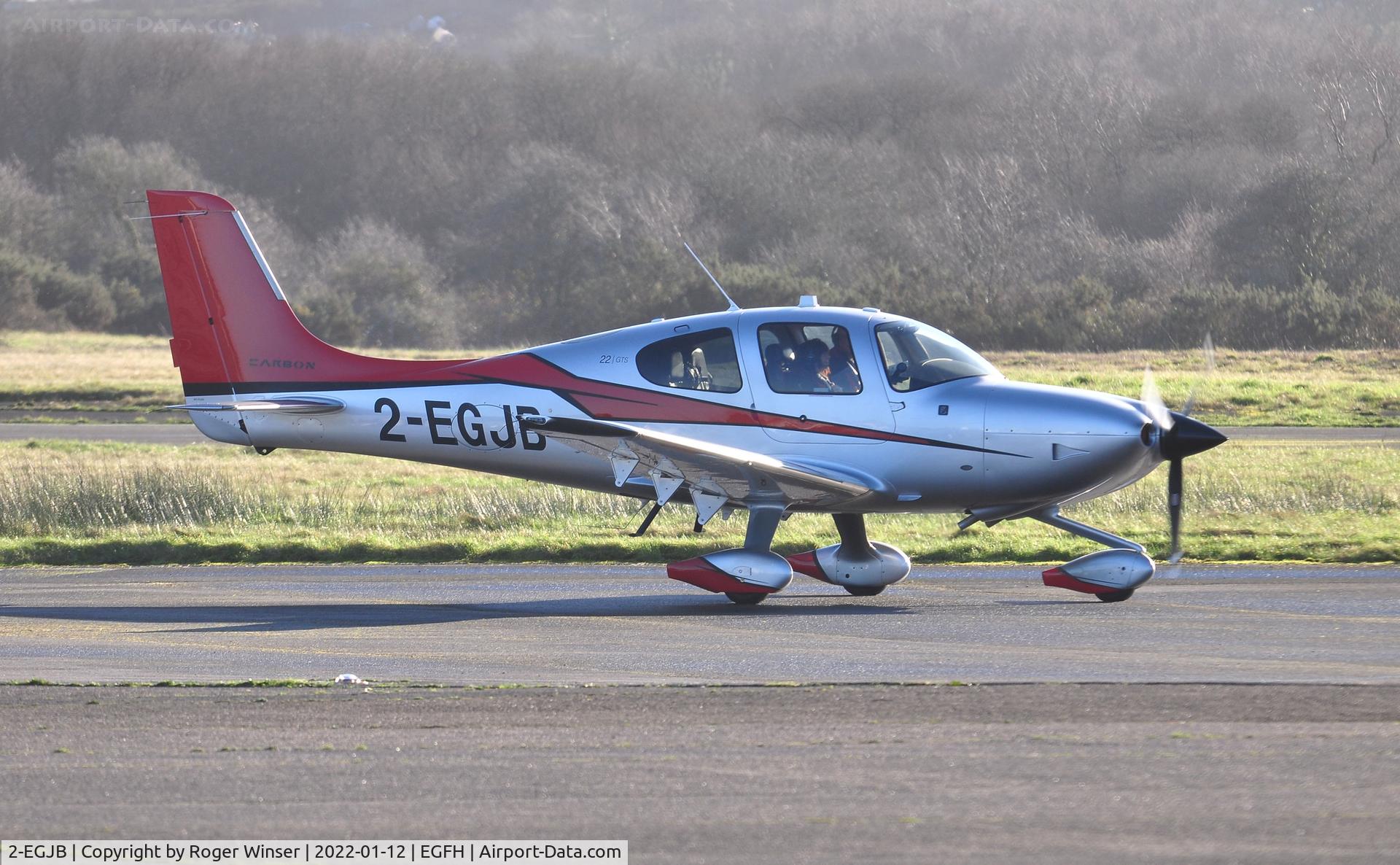 2-EGJB, 2015 Cirrus SR22  GTS Carbon C/N 4179, Visiting SR22.
