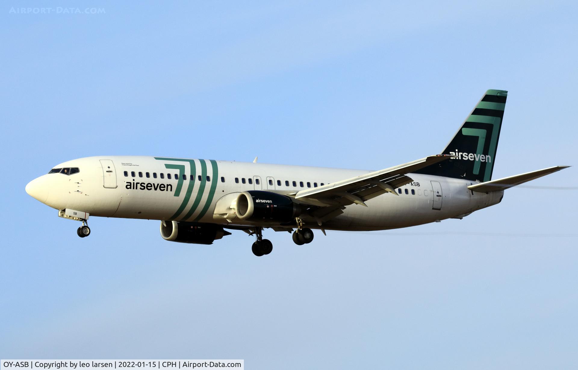 OY-ASB, 1992 Boeing 737-430 C/N 27007, Copenhagen 15.1.2022