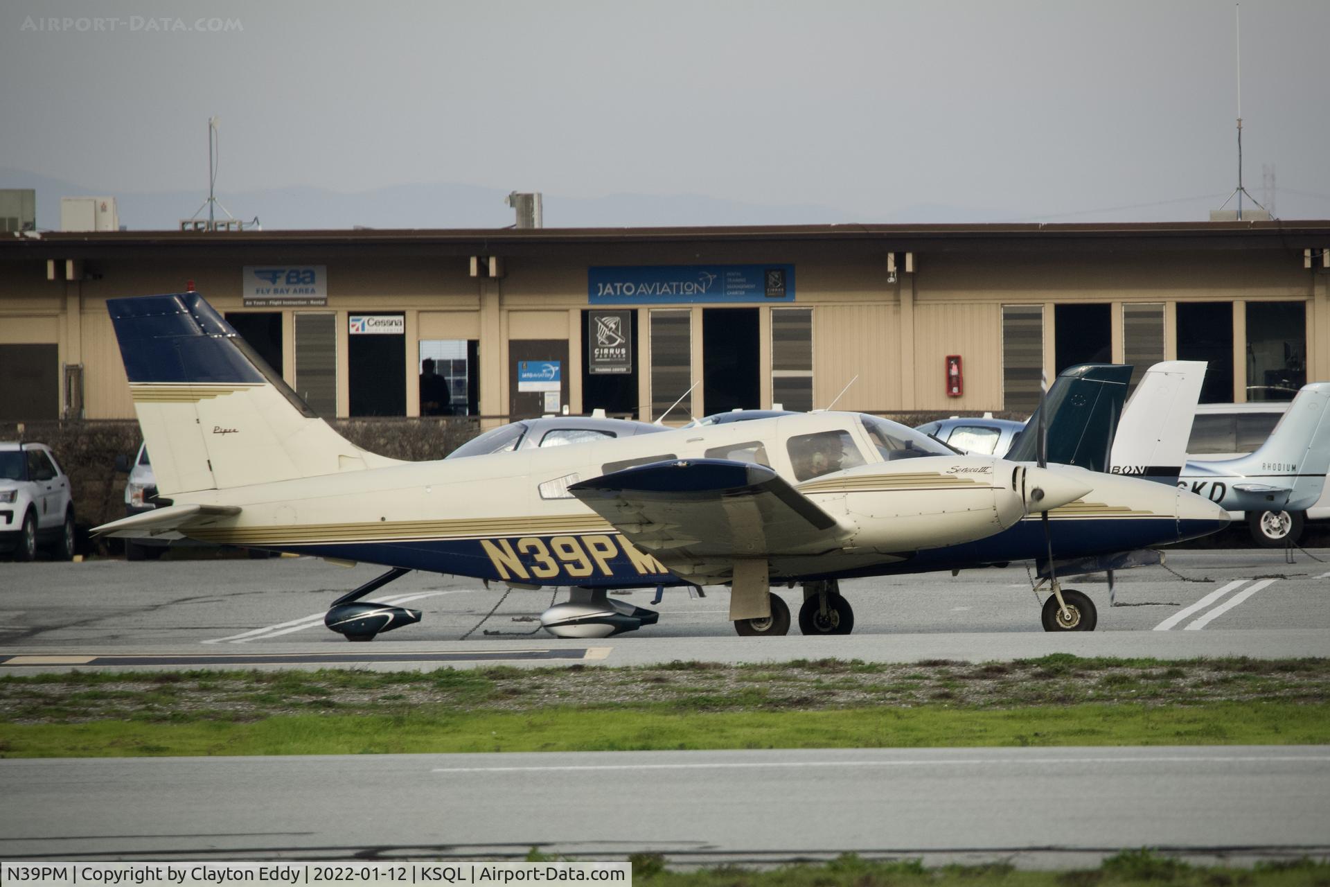 N39PM, 1981 Piper PA-34-220T C/N 34-8233049, San Carlos Airport in California 2022.