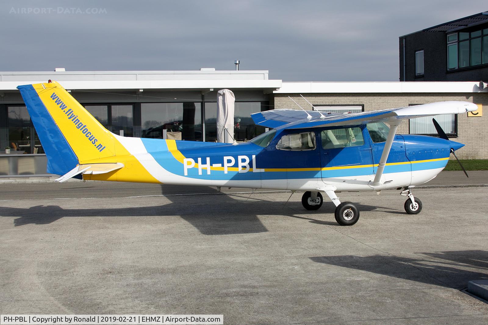 PH-PBL, 1976 Cessna 172M C/N 17267417, at ehmz
