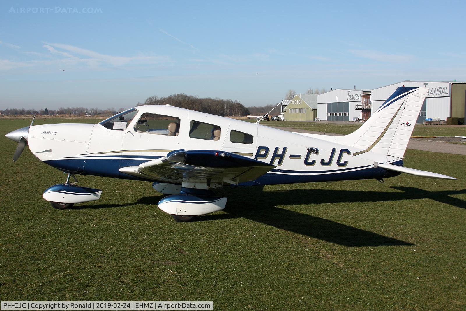 PH-CJC, 2004 Piper PA-28-181 Archer III C/N 2843595, at ehmz