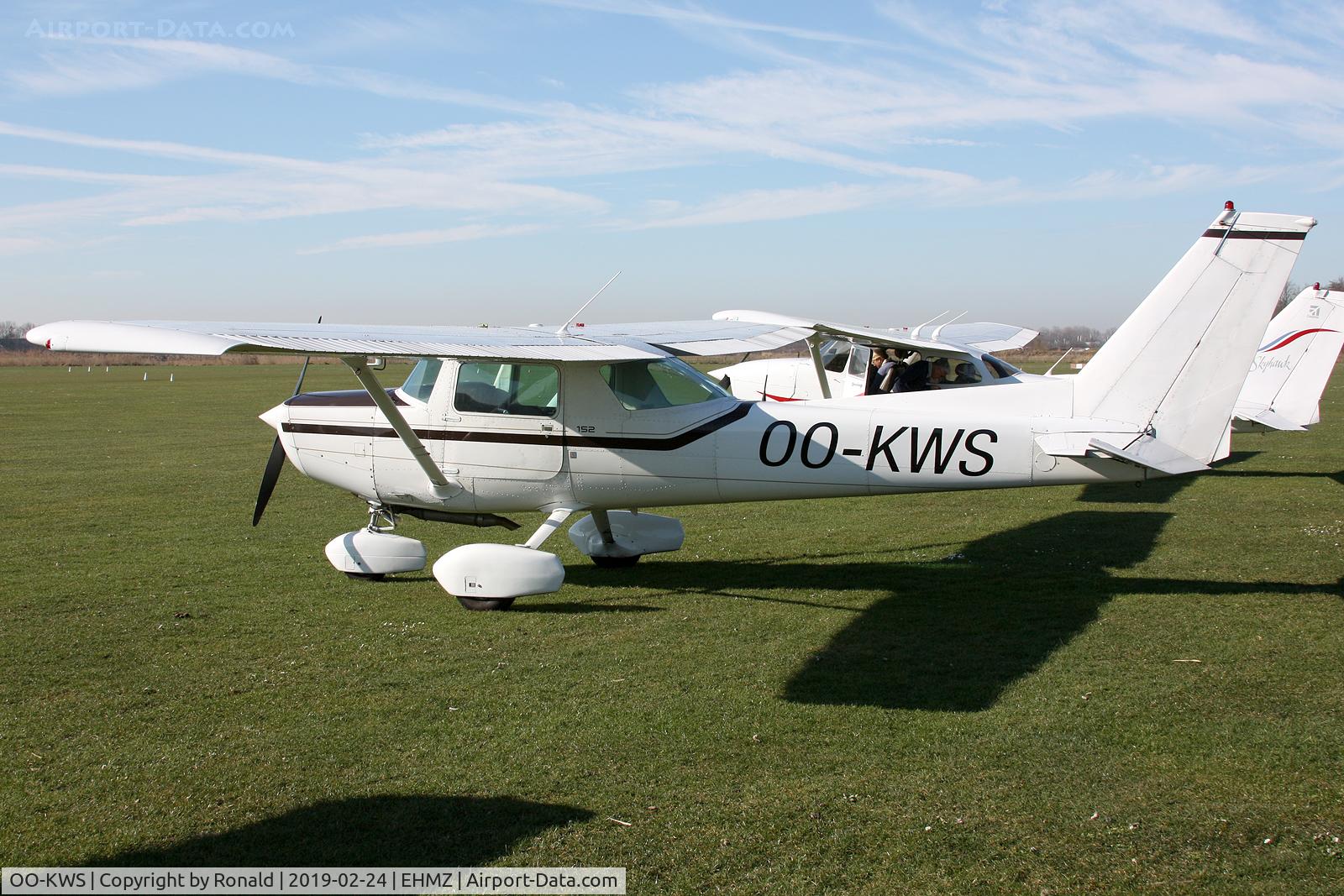 OO-KWS, Cessna 152 C/N 152-85985, at ehmz