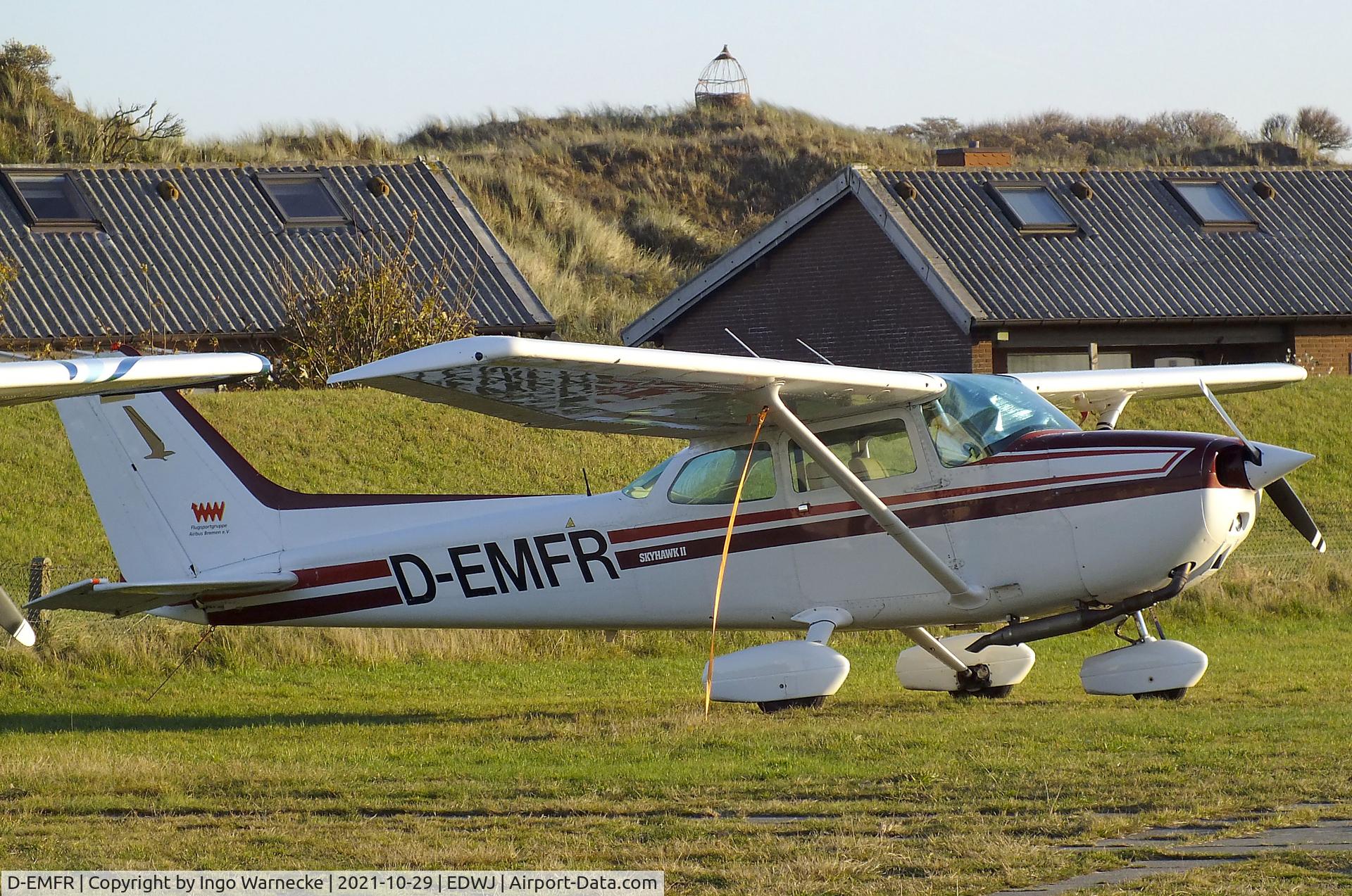 D-EMFR, Cessna 172P Skyhawk II C/N 17274651, Cessna 172P Skyhawk II at Juist airfield