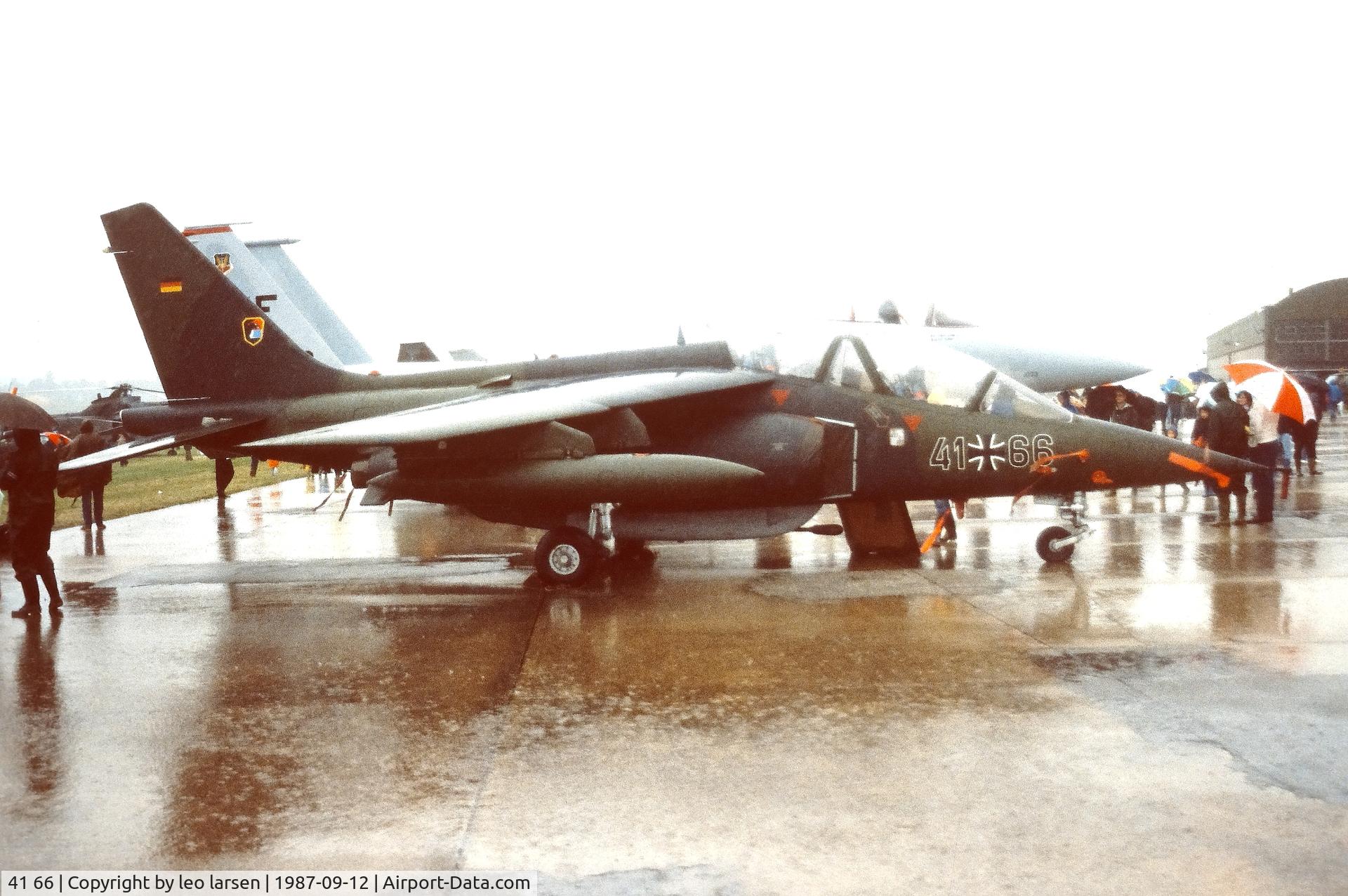 41 66, Dassault-Dornier Alpha Jet A C/N 0166, Vaerloese Air Base Denmark 12-9-87 in Rain