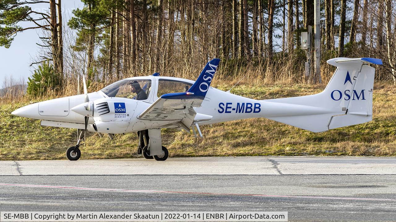 SE-MBB, 2008 Diamond DA-42 Twin Star C/N 42.338, Parked at MIL6.