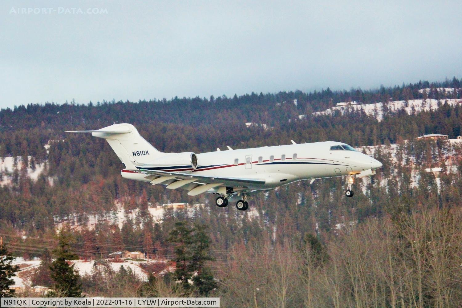 N91QK, 2012 Bombardier Challenger 300 (BD-100-1A10) C/N 20375, Arrival out of the blue...