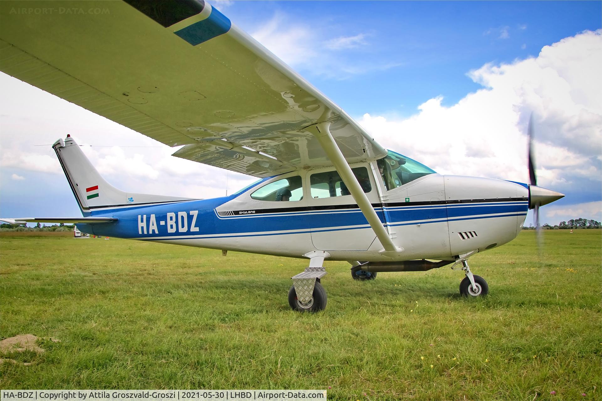 HA-BDZ, 1972 Cessna 182P Skylane C/N 18261520, LHBD - Börgönd Airport, Hungary
