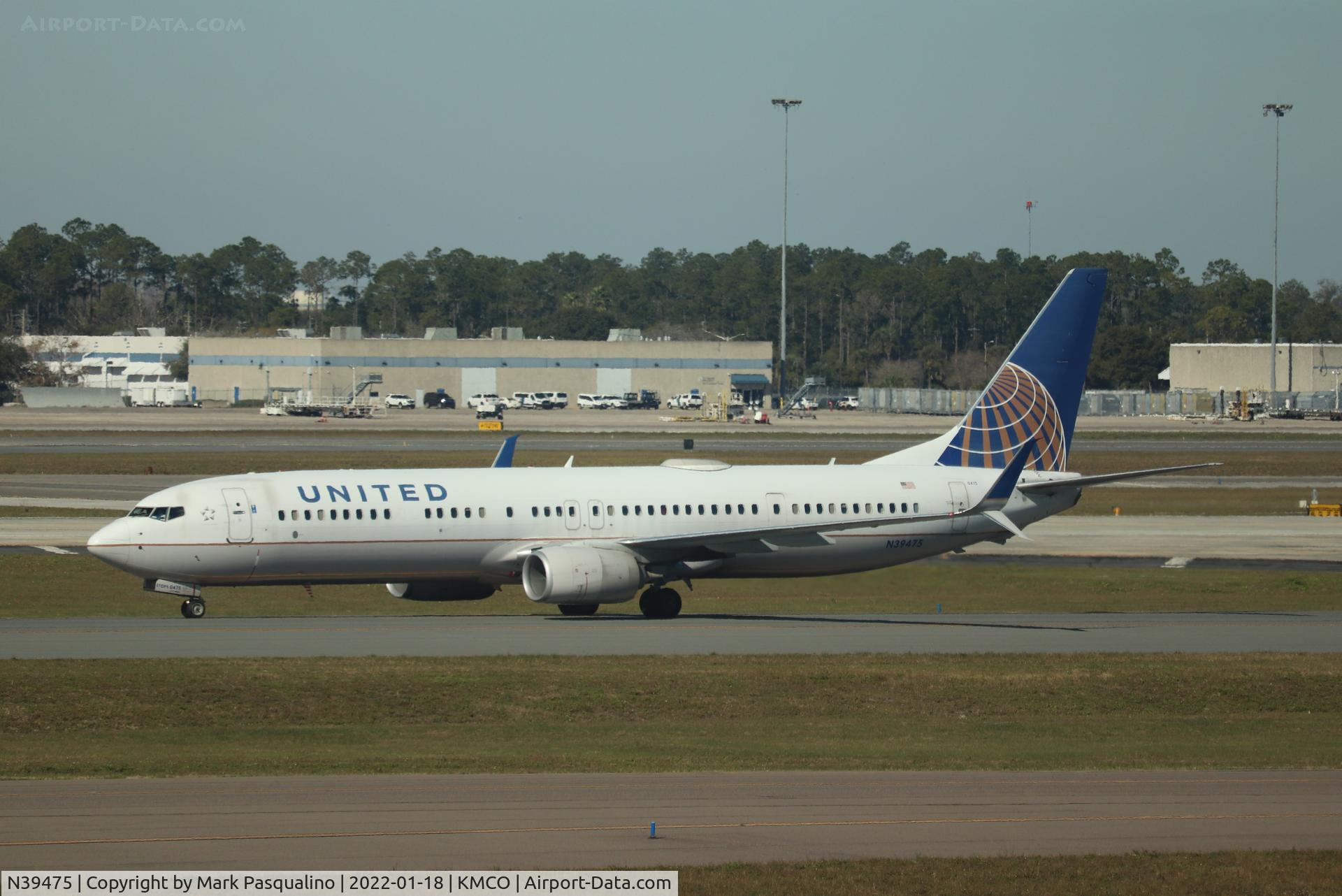 N39475, 2013 Boeing 737-924/ER C/N 37100, Boeing 739-924/ER