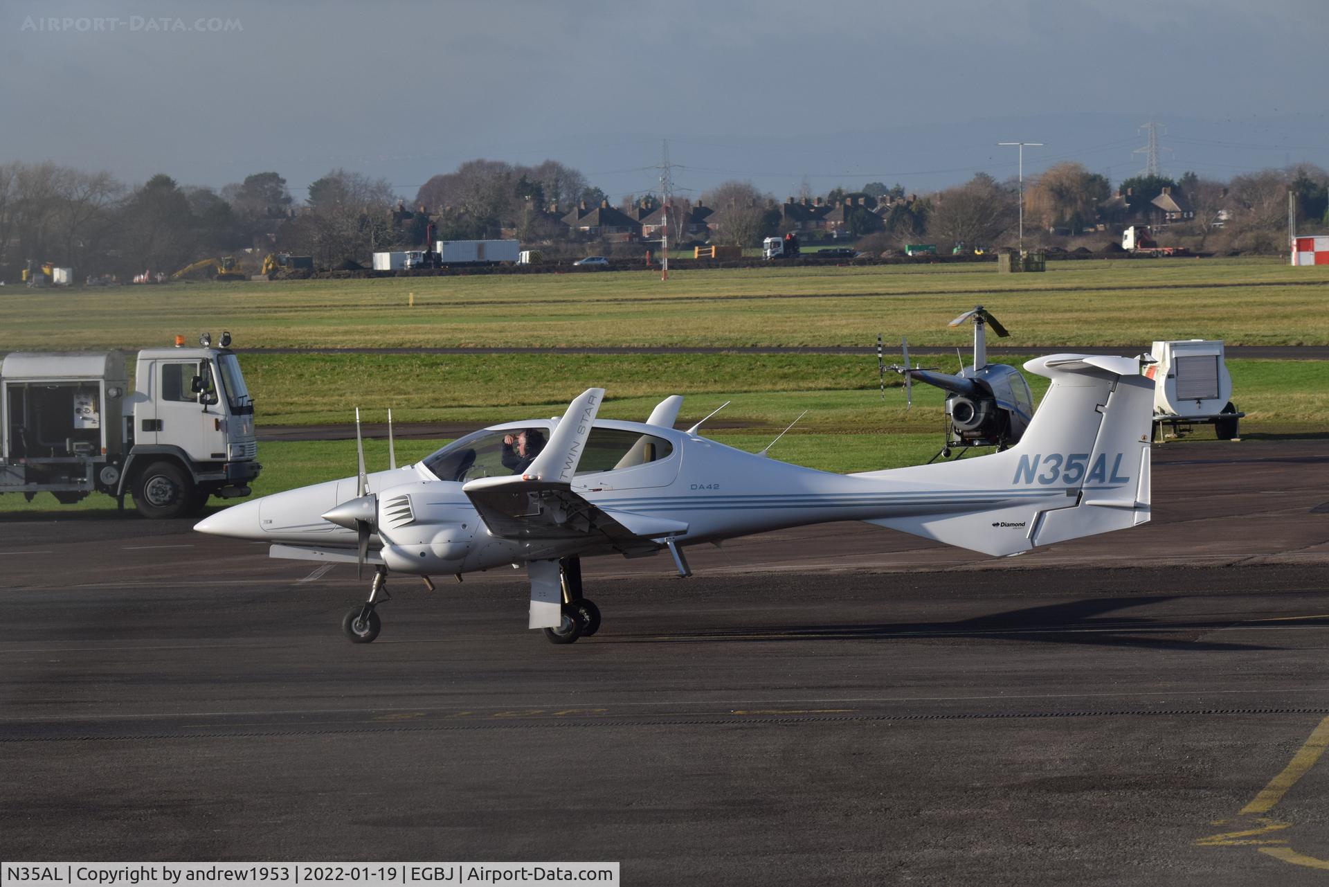 N35AL, 2006 Diamond DA-42 Twin Star C/N 42.147, N35AL at Gloucestershire Airport.