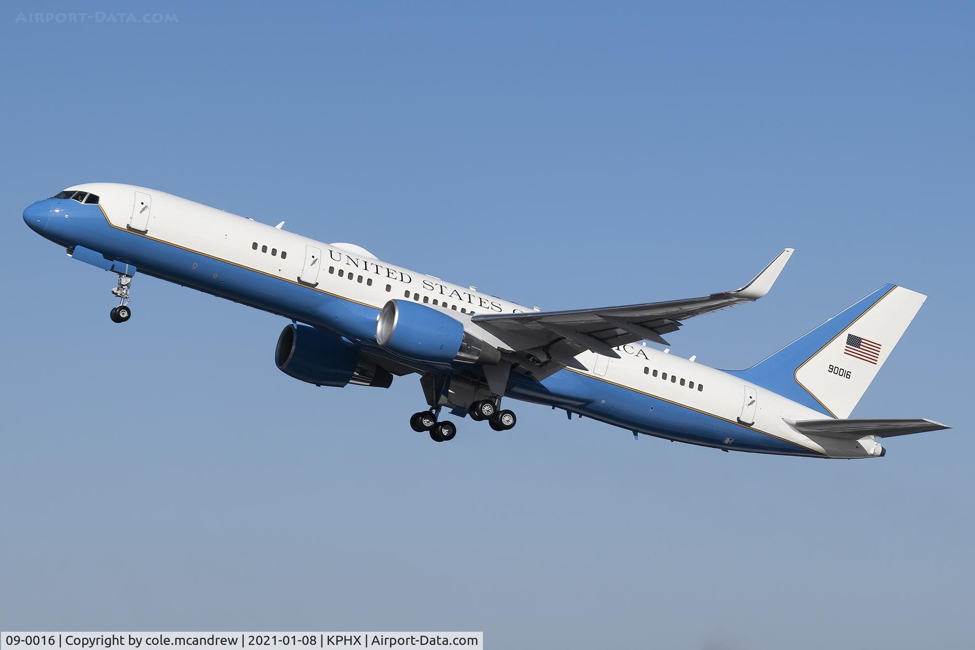 09-0016, 1996 Boeing 757-2Q8 C/N 28160, SAM46