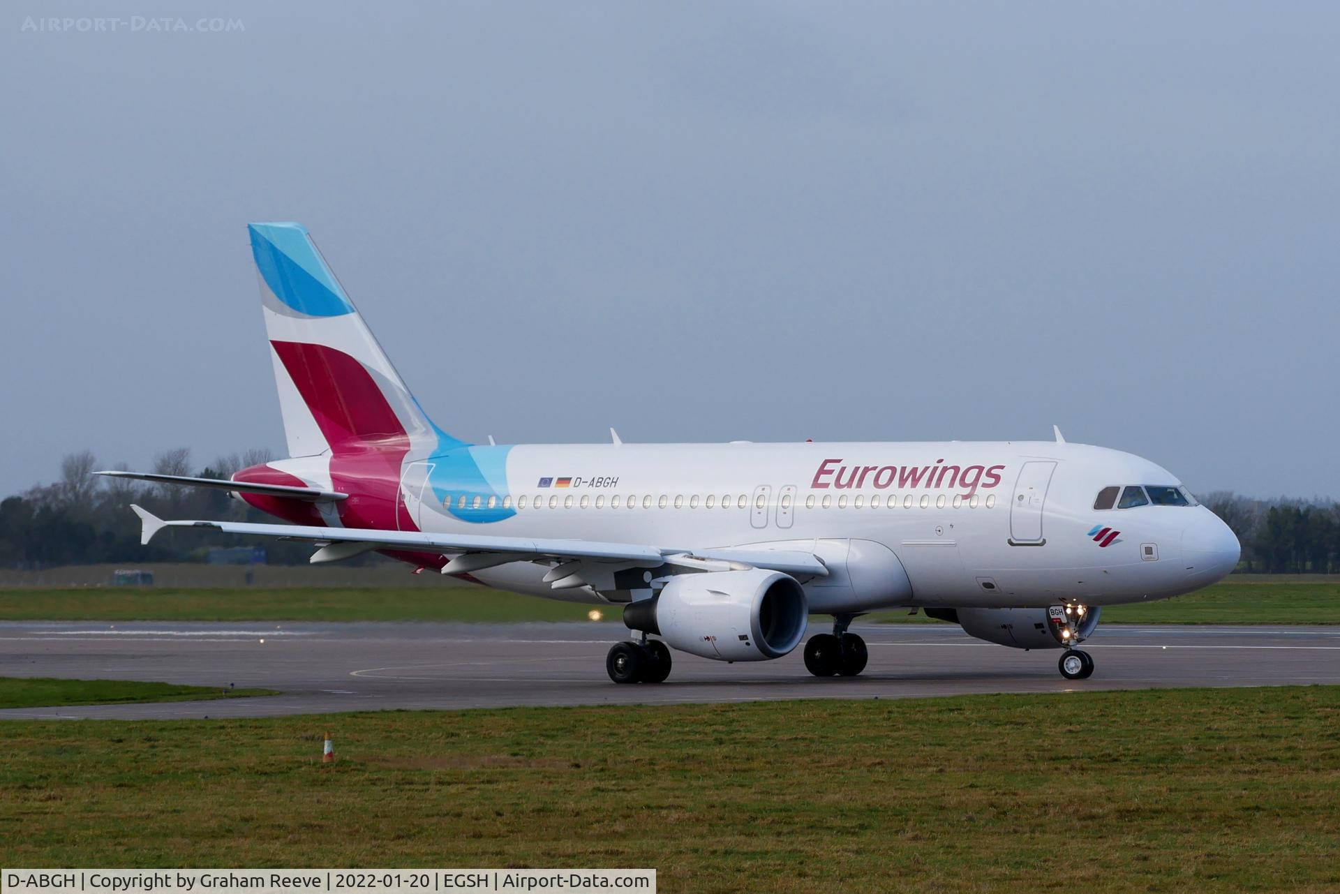 D-ABGH, 2007 Airbus A319-111 C/N 3245, Departing from Norwich.