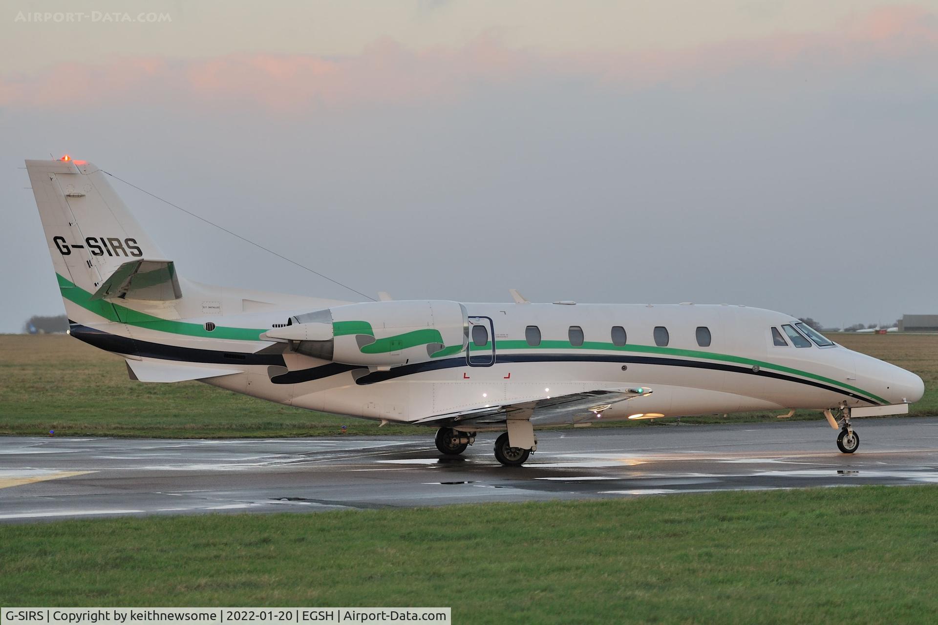 G-SIRS, 2001 Cessna 560XL Citation Excel C/N 560-5185, Leaving Norwich for Kemble.