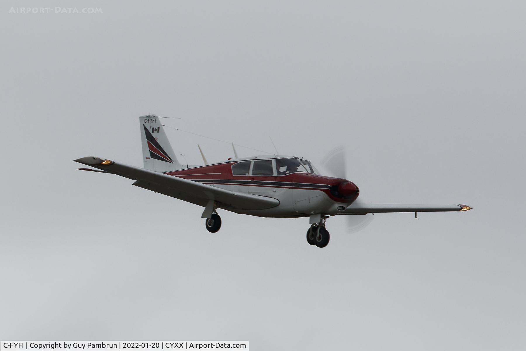 C-FYFI, 1960 Piper PA-24-250 Comanche C/N 24-1786, Landing on 19