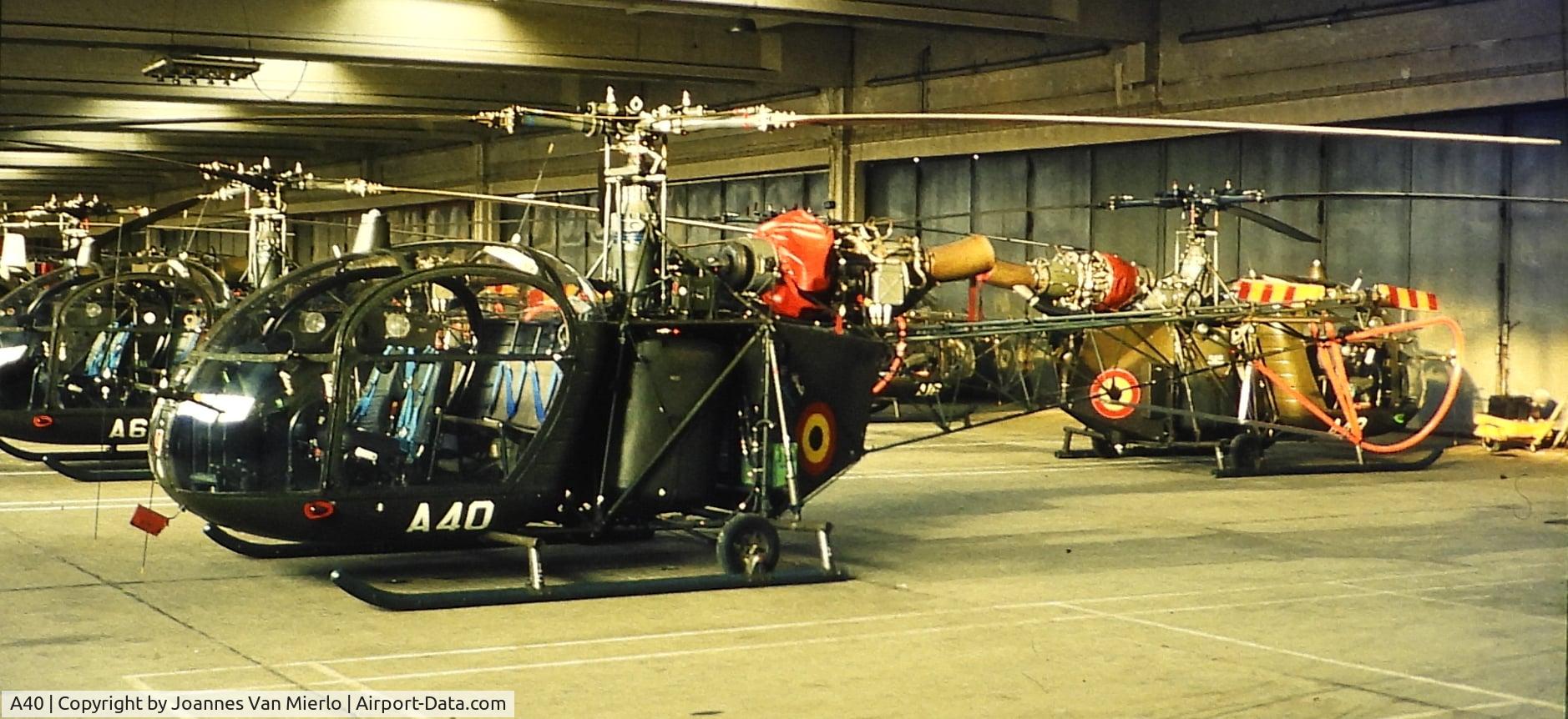 A40, Sud Aviation SA-318C Alouette II C/N 1956/C584/A40, 17th ESC LT.AV Belgian Forces in Germany Werl 1980 slide scan