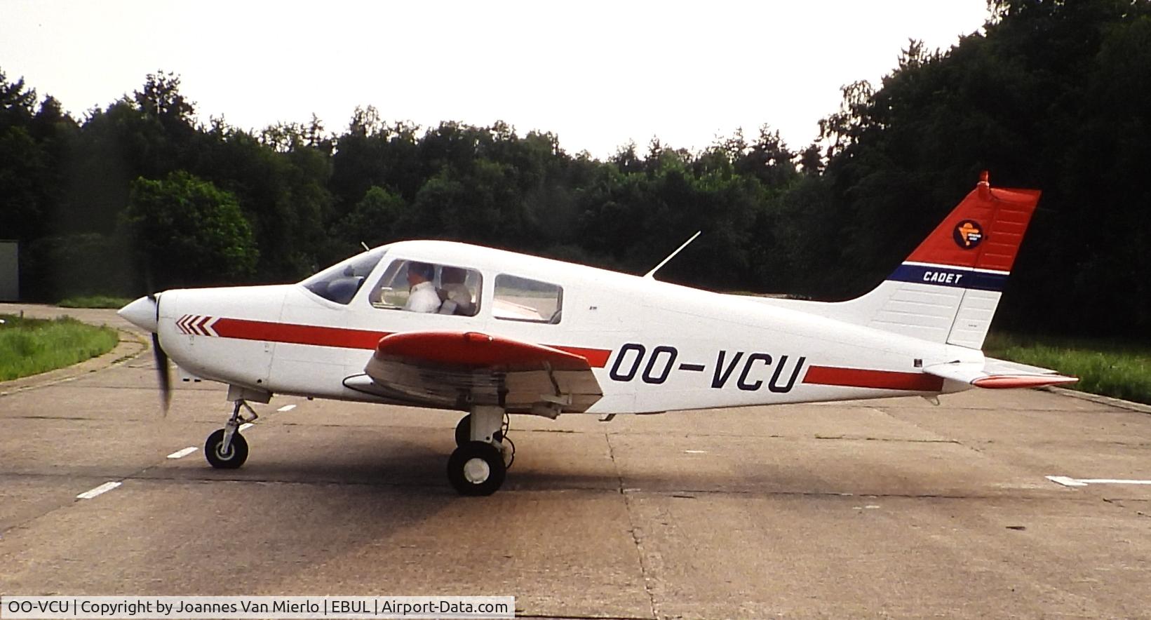 OO-VCU, 1989 Piper PA-28-161 Cadet C/N 2841245, Slide scan