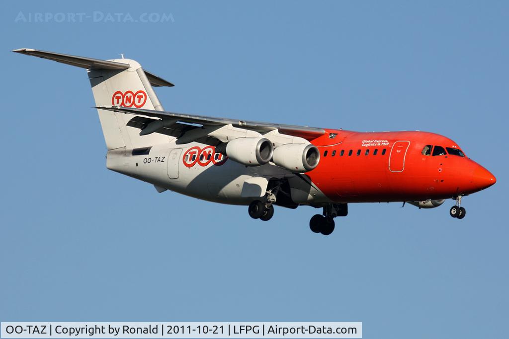 OO-TAZ, 1991 British Aerospace BAe.146-200QC Quick Change C/N E2188, at cdg